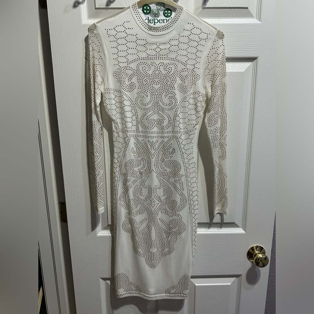 White privy size small dress